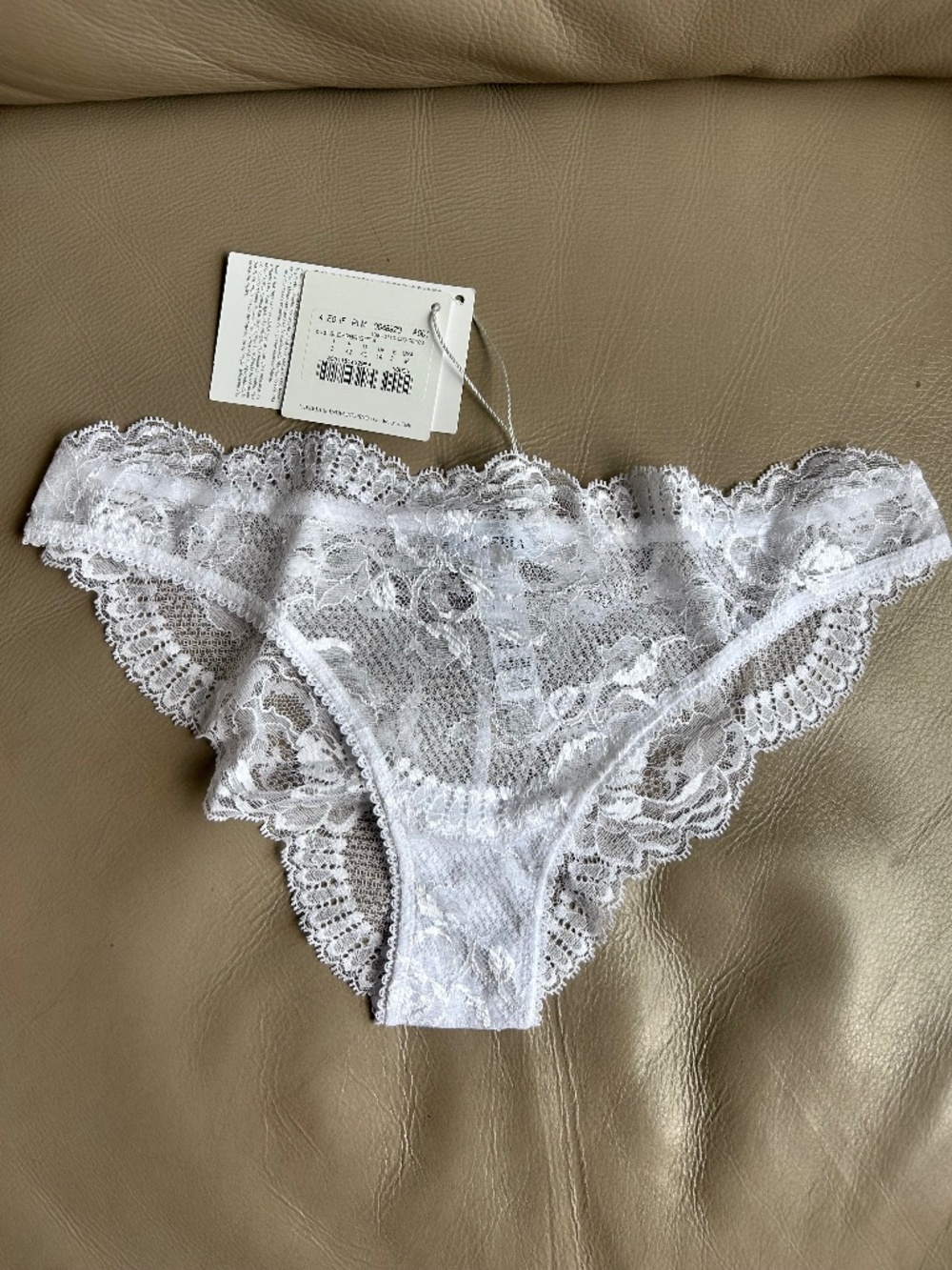 La Perla "Brigitta" Lace Brazilian Briefs. NWT stretch Leavers lace and tulle